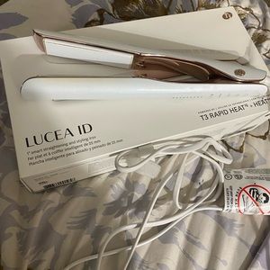 T3 SMART ID hair straightener & styling 1”
